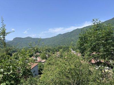 Vue sur les collines d’en face.